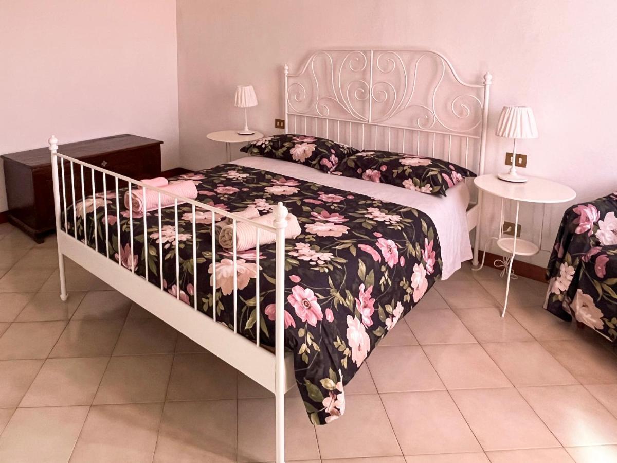 Villetta Stile Liberty A مارينا دي بيزا المظهر الخارجي الصورة